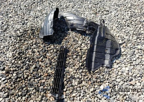 2011 Toyota Camry Base from USA, damaged, VIN 4T4BF3EK1BR129090